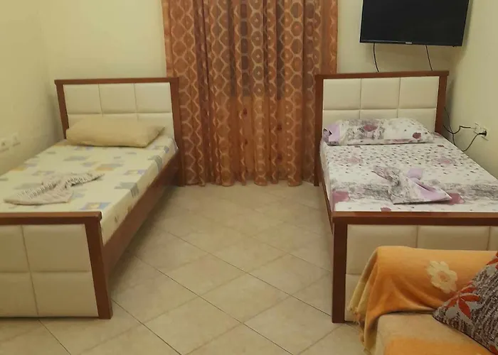 公寓 Tina's Gjirokastër